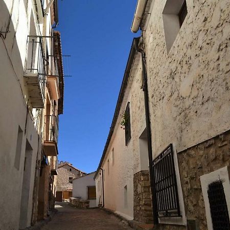 Hostal Restaurante San Millan Orihuela del Tremedal Kültér fotó