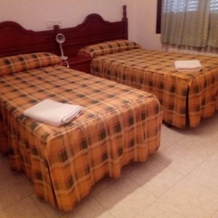 Hostal Restaurante San Millan Orihuela del Tremedal Kültér fotó