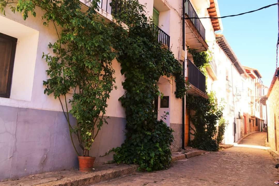 Hostal Restaurante San Millan Orihuela del Tremedal Kültér fotó