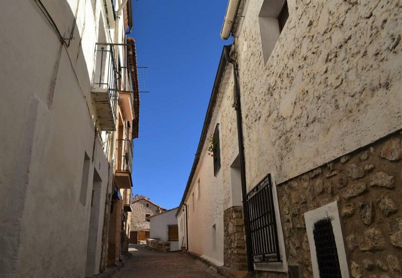 Hostal Restaurante San Millan Orihuela del Tremedal Kültér fotó
