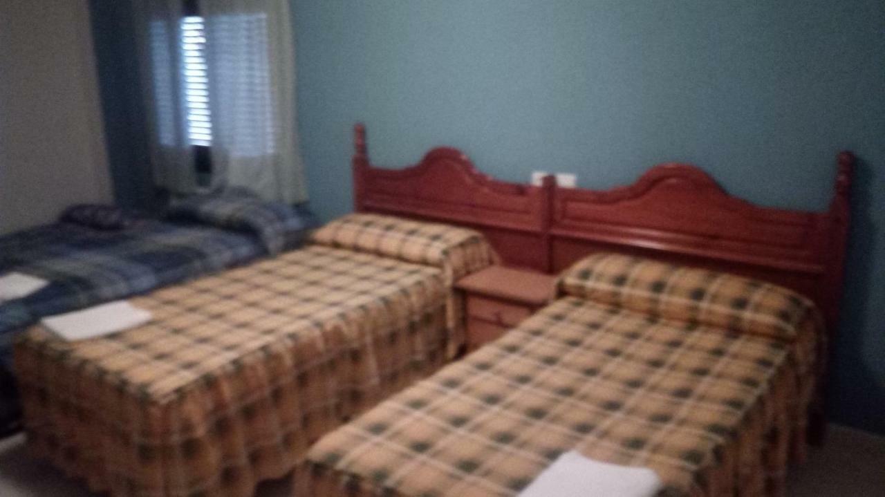 Hostal Restaurante San Millan Orihuela del Tremedal Kültér fotó
